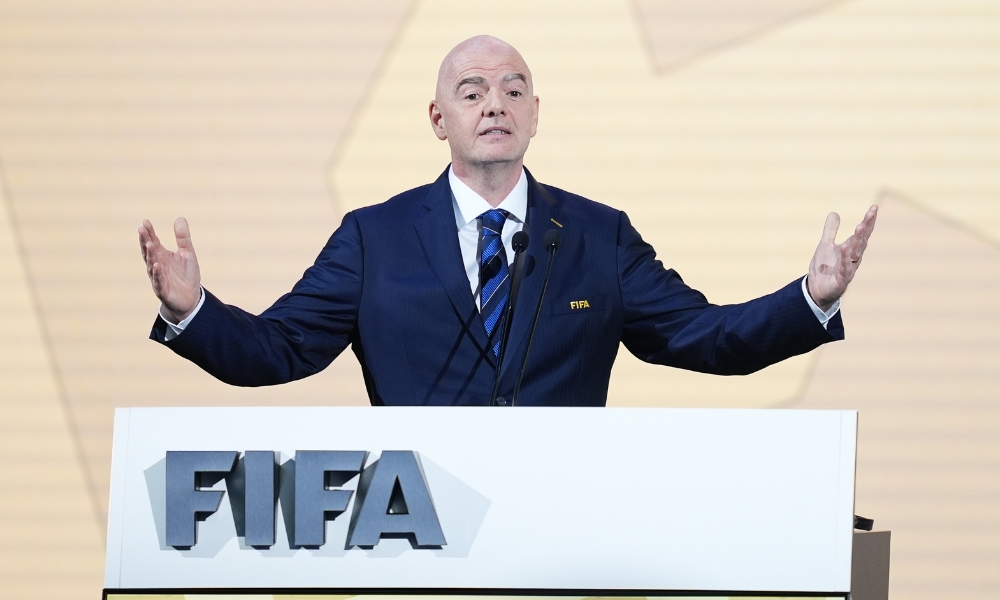 她展现出与 她展现出与